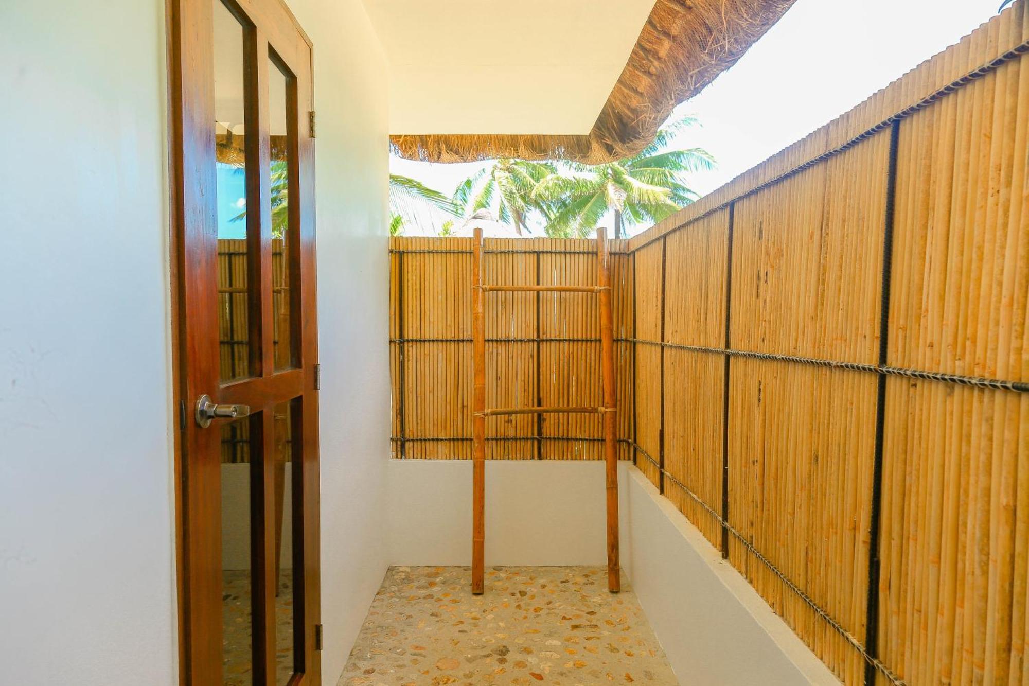 San Nicolas Private Beach Busuanga Extérieur photo